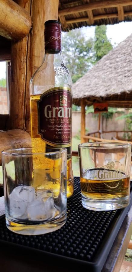Msaranga Aivlys Lodge Kilimanjaro מראה חיצוני תמונה